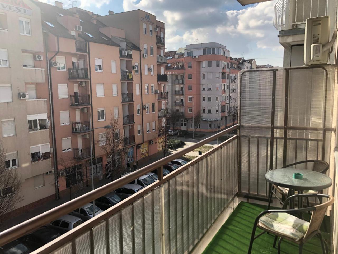 Apartament Apartman Ivana Nowy Sad Zewnętrze zdjęcie